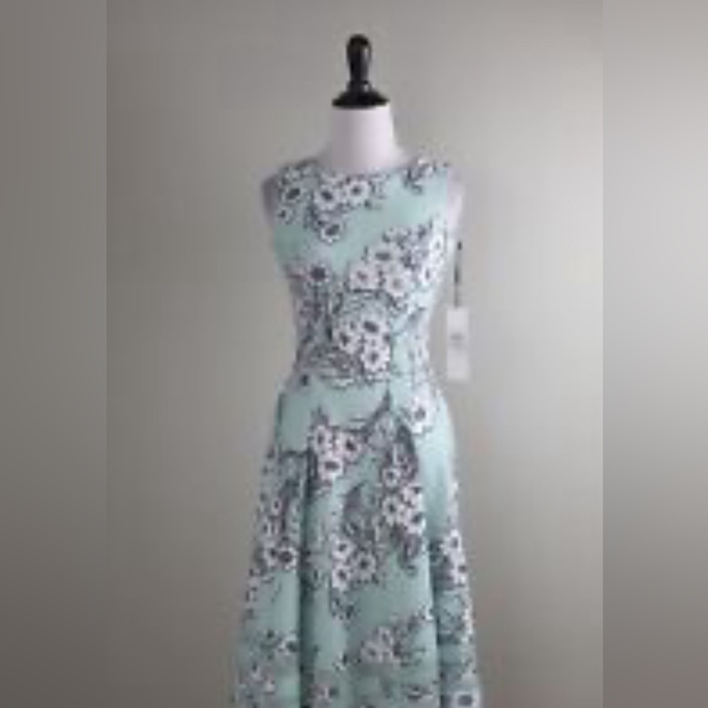 Calvin Klein Size 4 summer dress